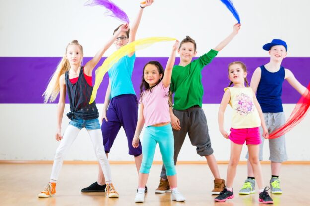 Kursleiter für Kreativen Kindertanz