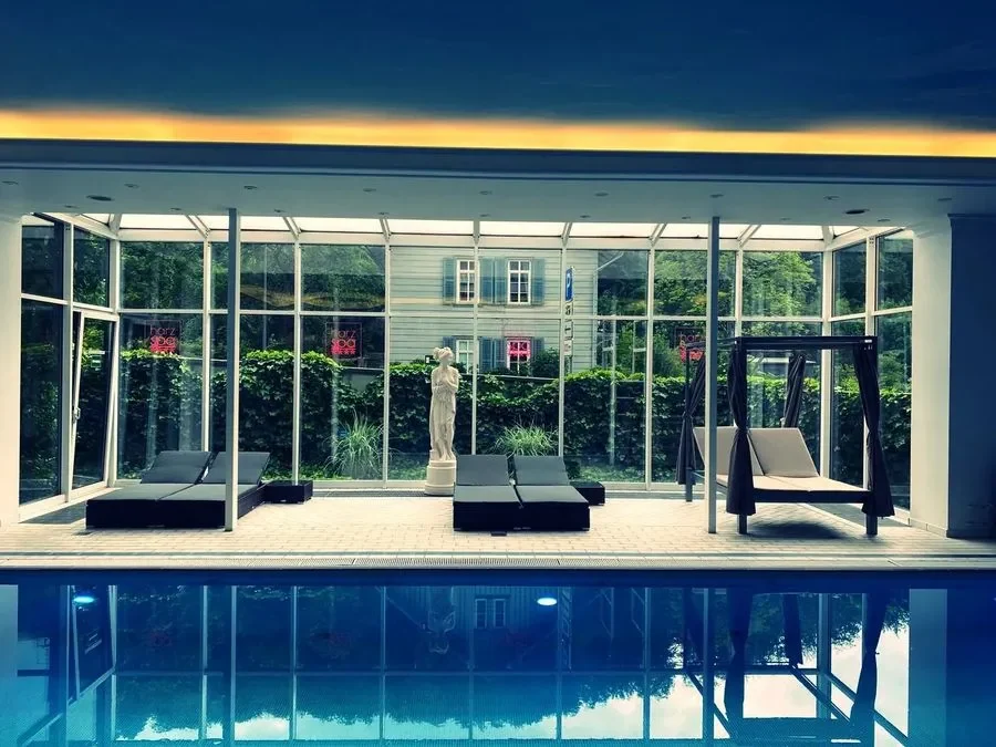 Schwimmbad3 1920w 2